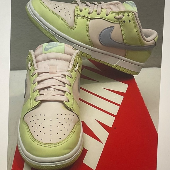 Size US- 6.5 / EUR 37.5 Nike Dunk Low BO614106 Multicolor. - Picture 3 of 7